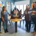 Visita de las misioneras de la Virgen de Schoenstatt Argentina al edificio municipal
