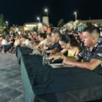 La Punta canta: talento y pasión en la plaza de los niños