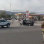 Accidente múltiple en el ingreso a Merlo: chocaron tres autos y hay tres heridos