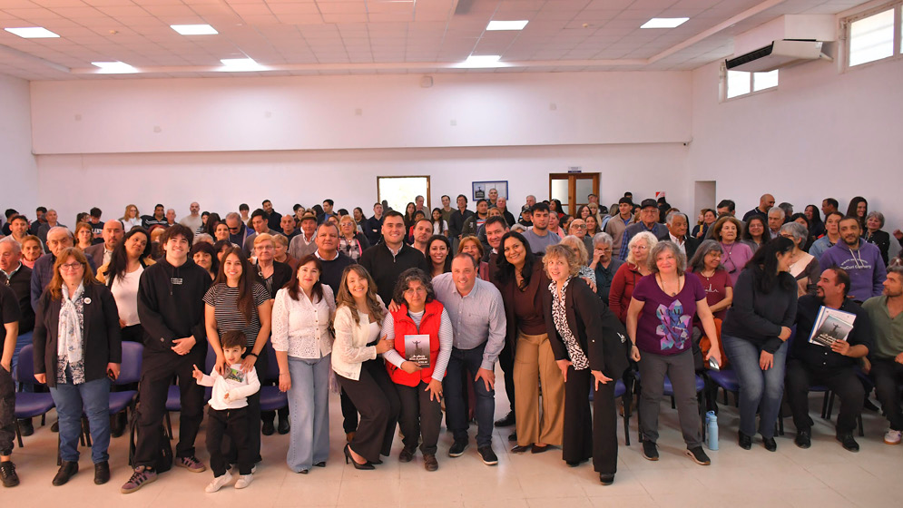 Acto homenaje y reedición del libro “Los Silencios Toman La Palabra”
